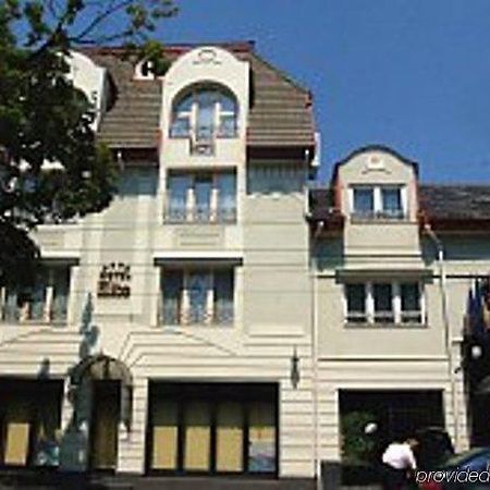 Elite Hotel Oradea Eksteriør bilde