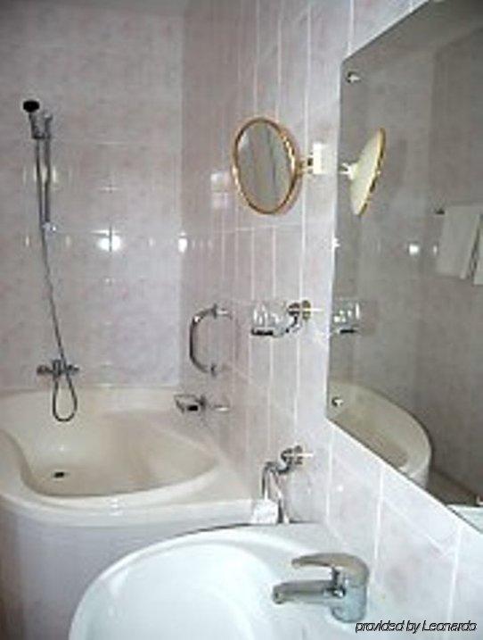 Elite Hotel Oradea Rom bilde
