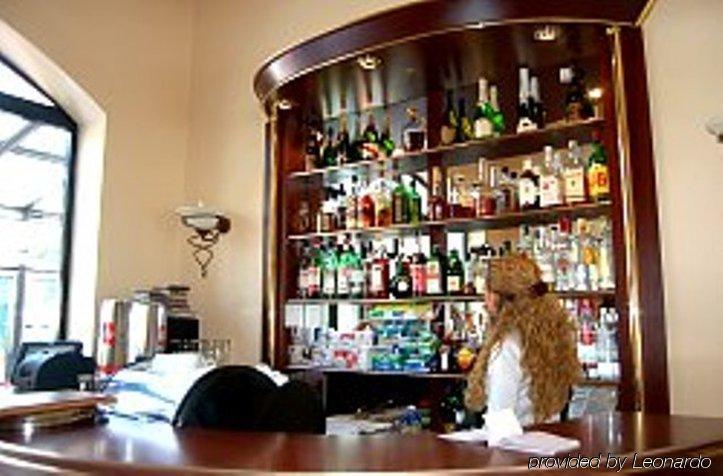 Elite Hotel Oradea Restaurant bilde